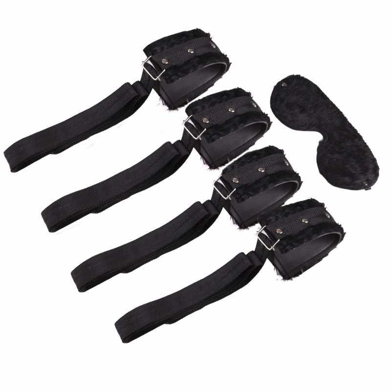 Kit Bondage com 4 Amarras e Venda de Pelúcia Brasil Fetiche Kit Bondage com 4 Amarras e Venda de Pelúcia Brasil Fetiche
