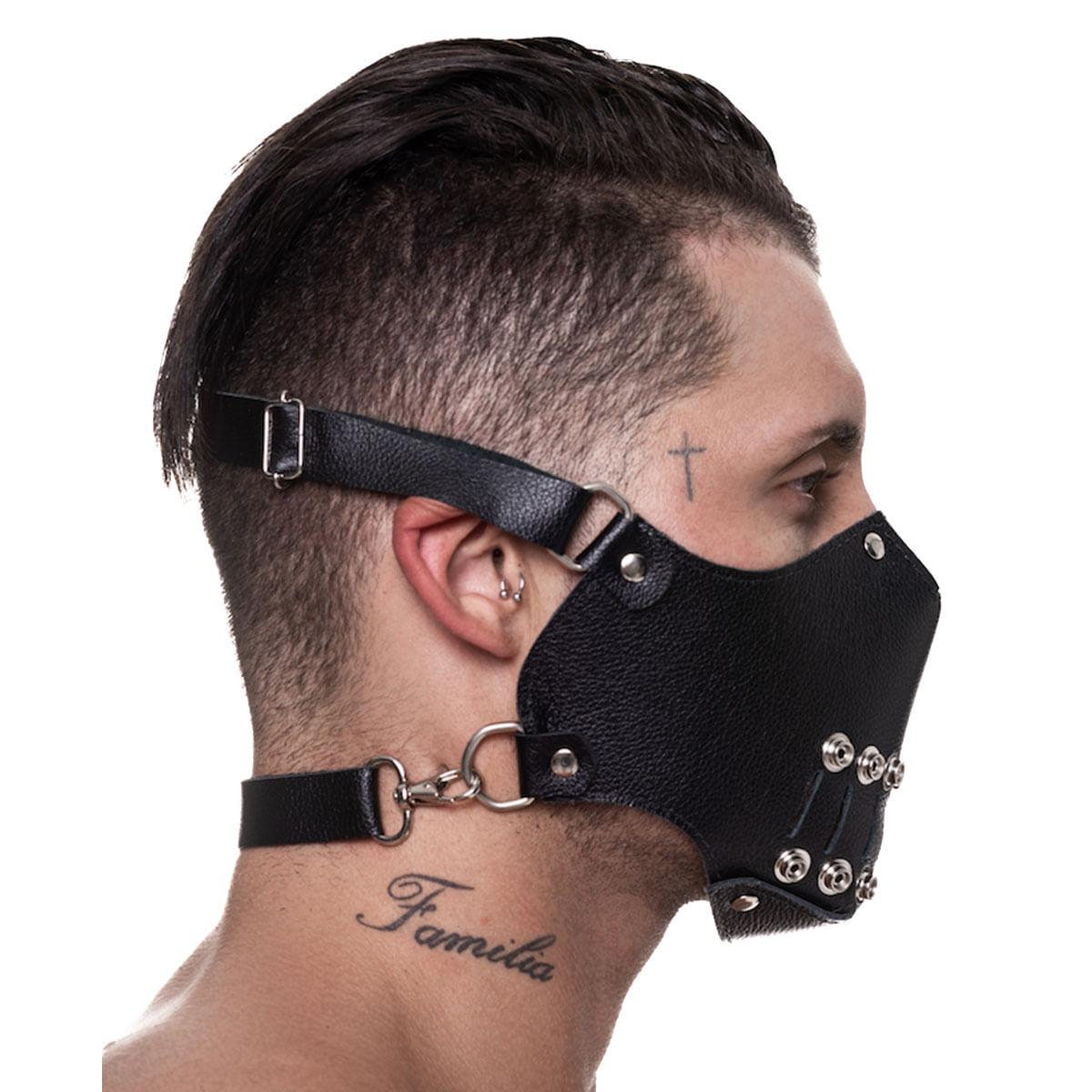 Máscara 100% couro com Detalhe em Metal SD Clothing