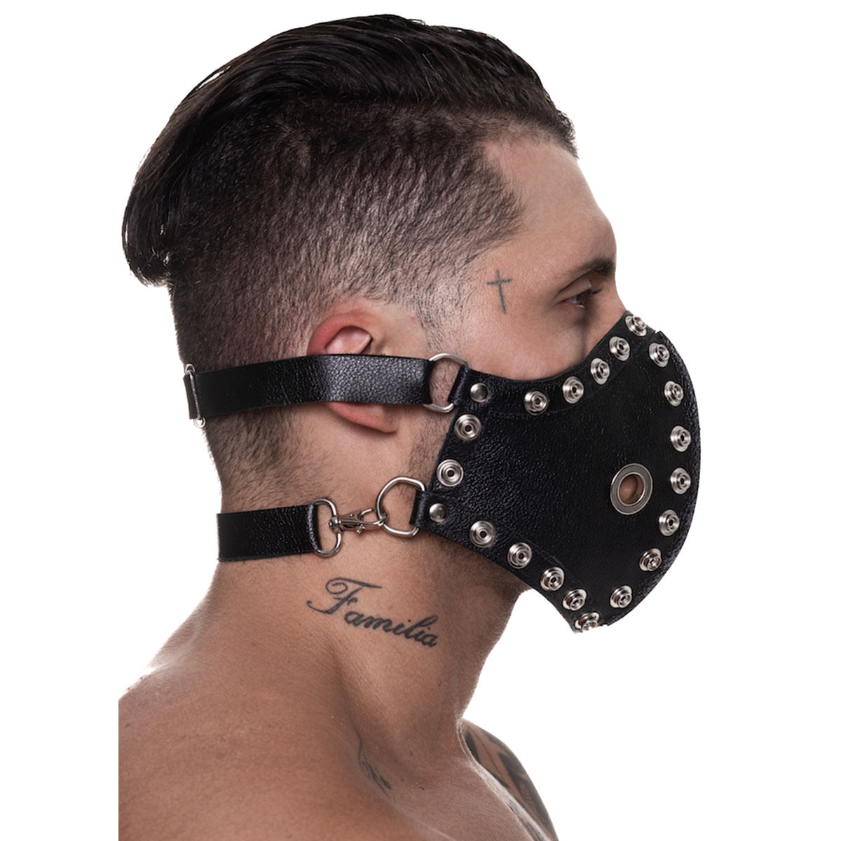 Máscara em Couro com detalhes de metal SD Clothing