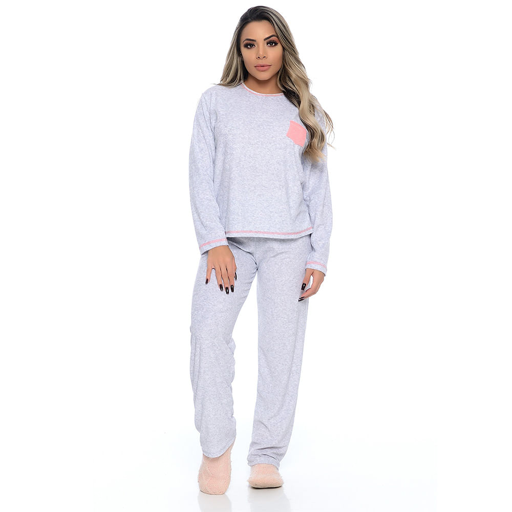 Pijama em Plush com Bolso Frontal Victory