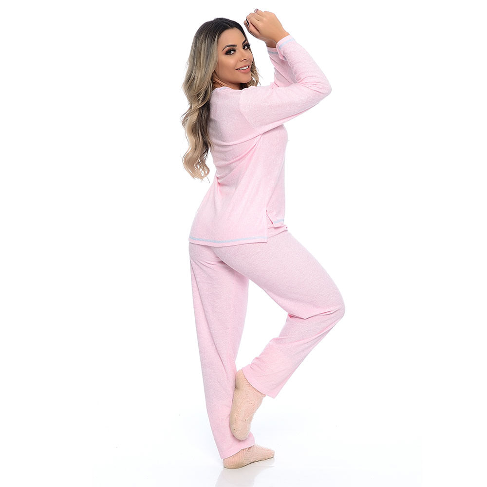 Pijama em Plush com Bolso Frontal Victory