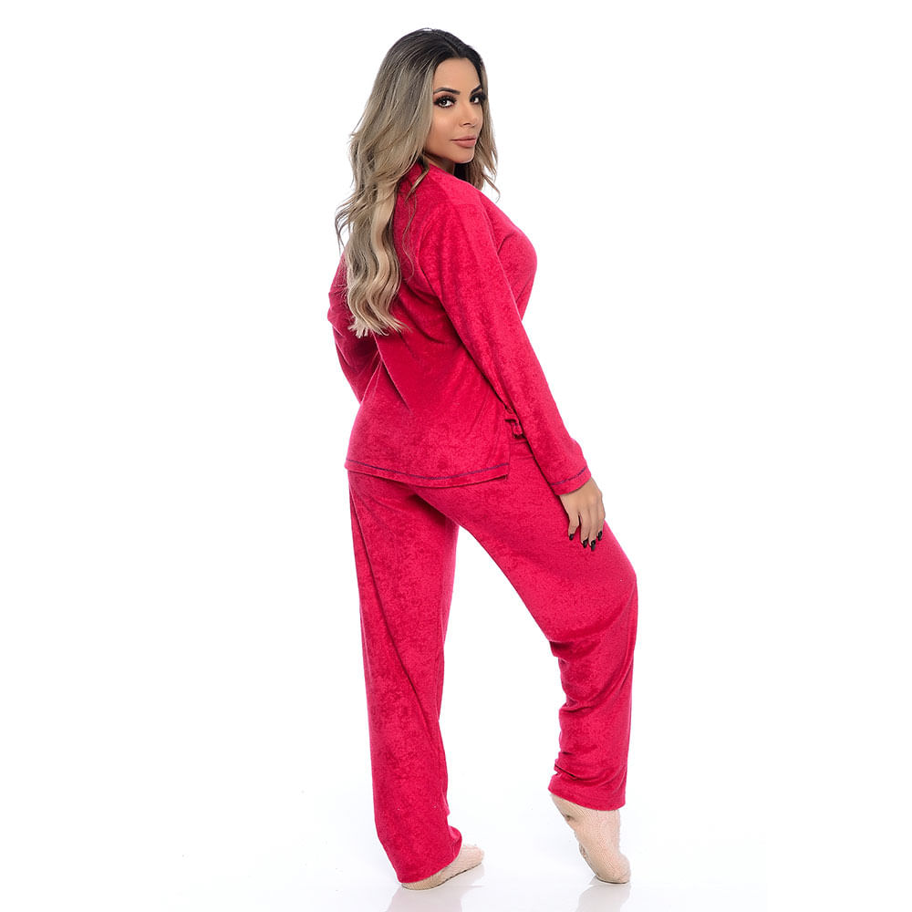 Pijama em Plush com Bolso Frontal Victory