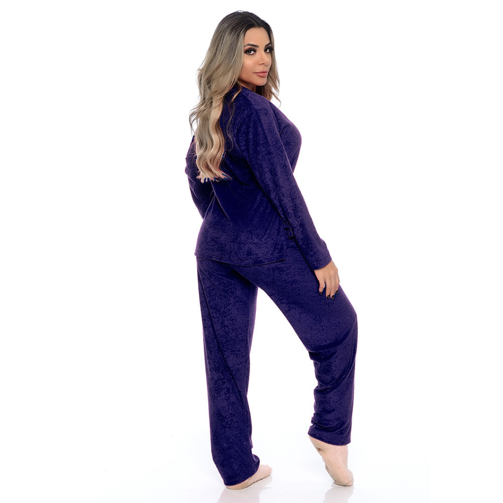 Pijama em Plush com Bolso Frontal Victory