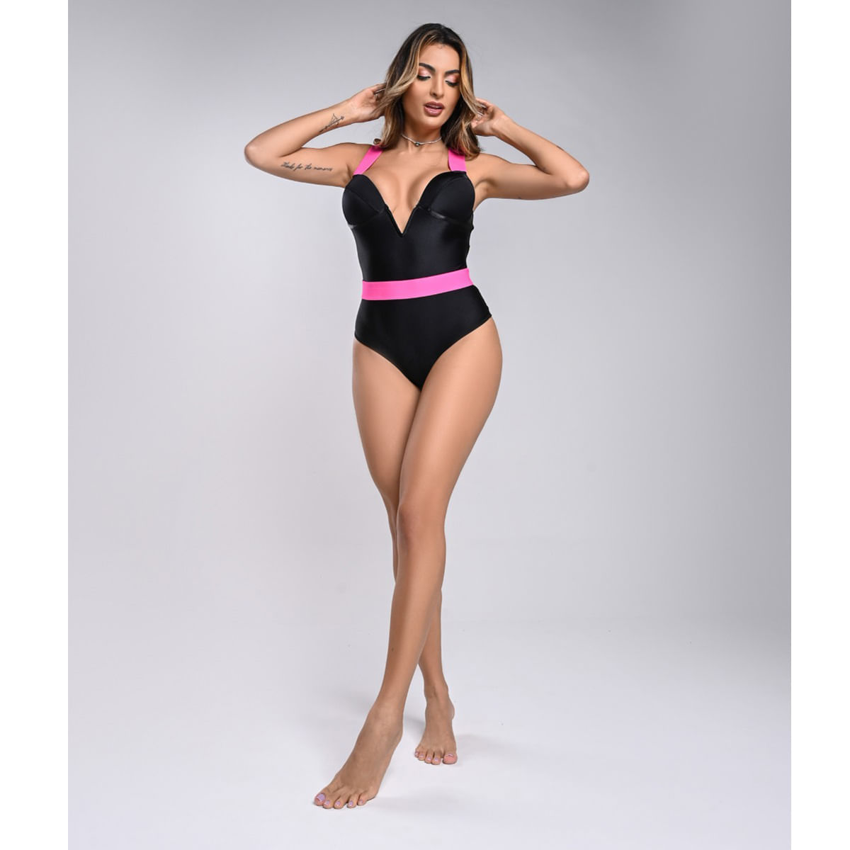 Body Sereia com Decote e Abertura nas Costas Tallyta Moda Apimentada