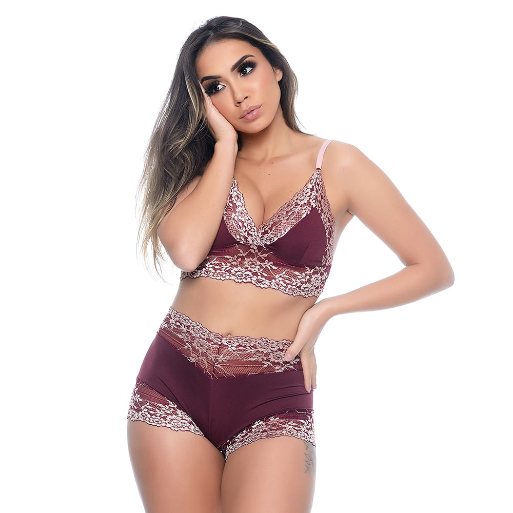 Conjunto Short Doll com Detalhes em Renda Hot Love Conjunto Short Doll com Detalhes em Renda Hot Love