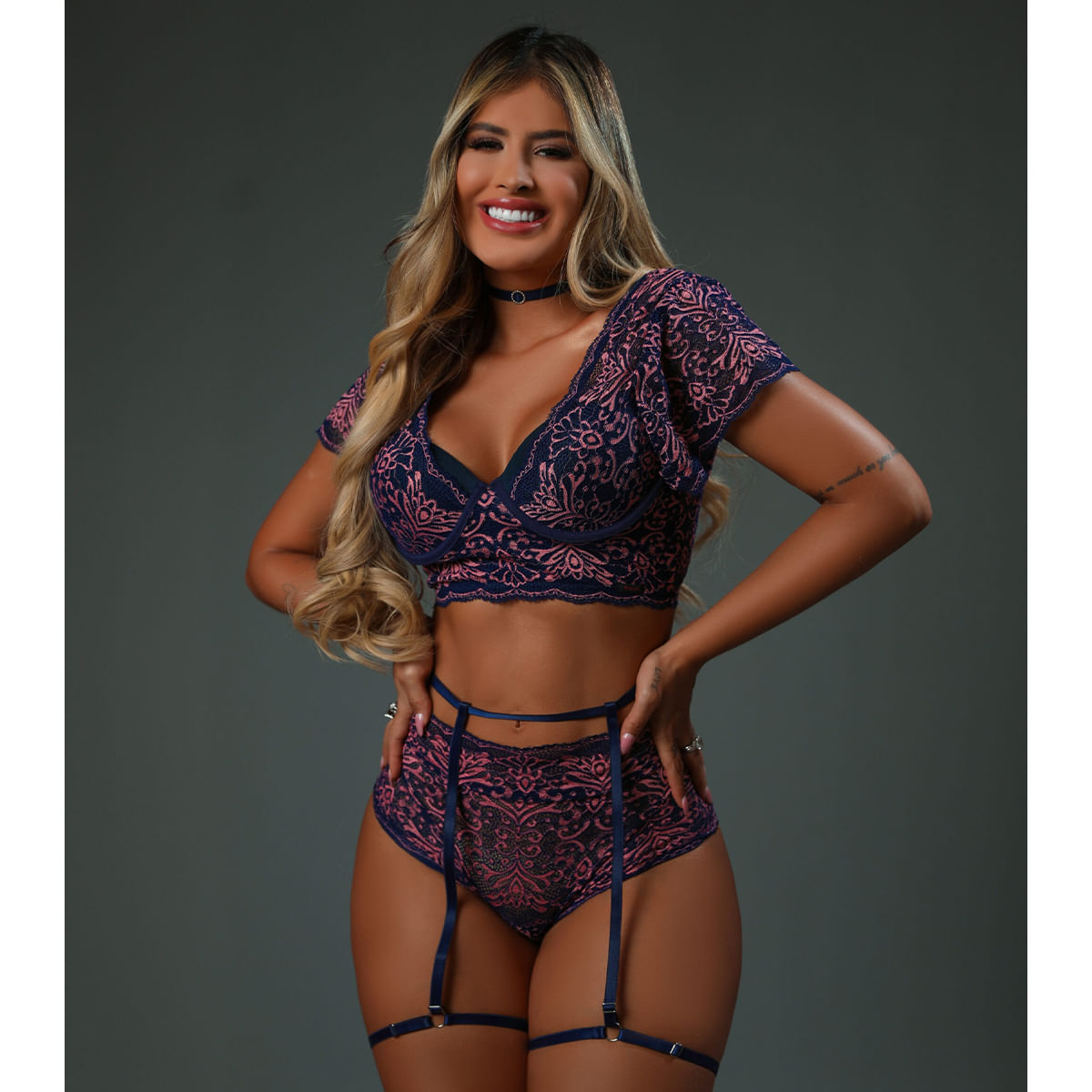 Conjunto Rendado com Bojo Alça Liga e Choker Coleção Fetiche Dy Girl