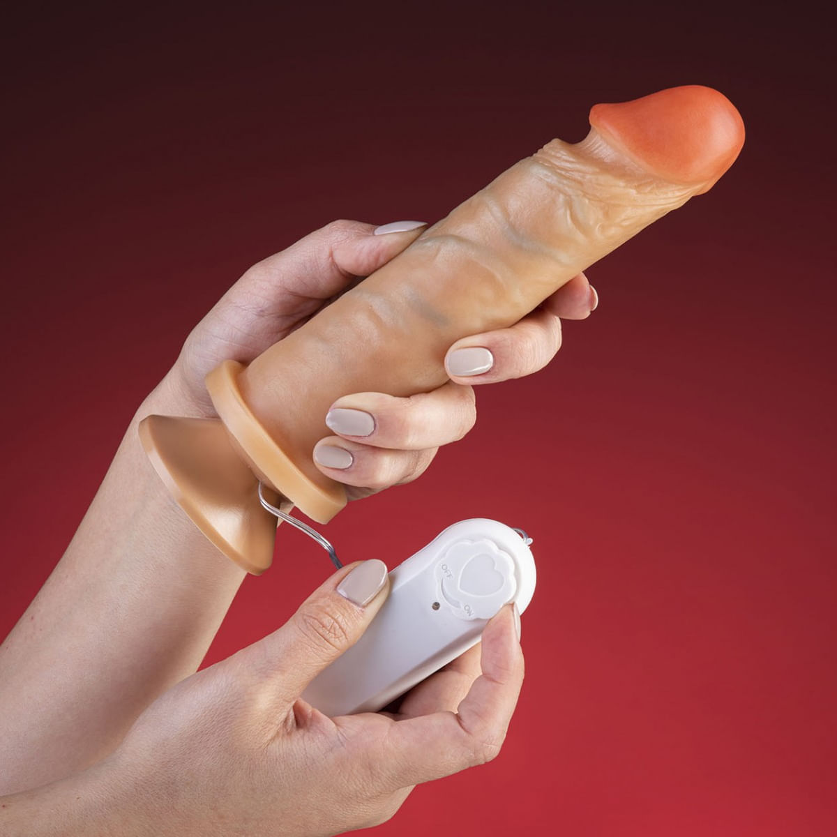 Pênis Real Dick Ultra Realístico Com Vibro e Ventosa 17 X 4,2 CM Sexy Fantasy