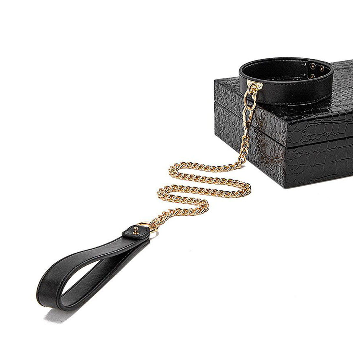 Kit Maleta Sado de Luxo com Algema Tornozeleira Corrente Venda e Chicote Sexy Import